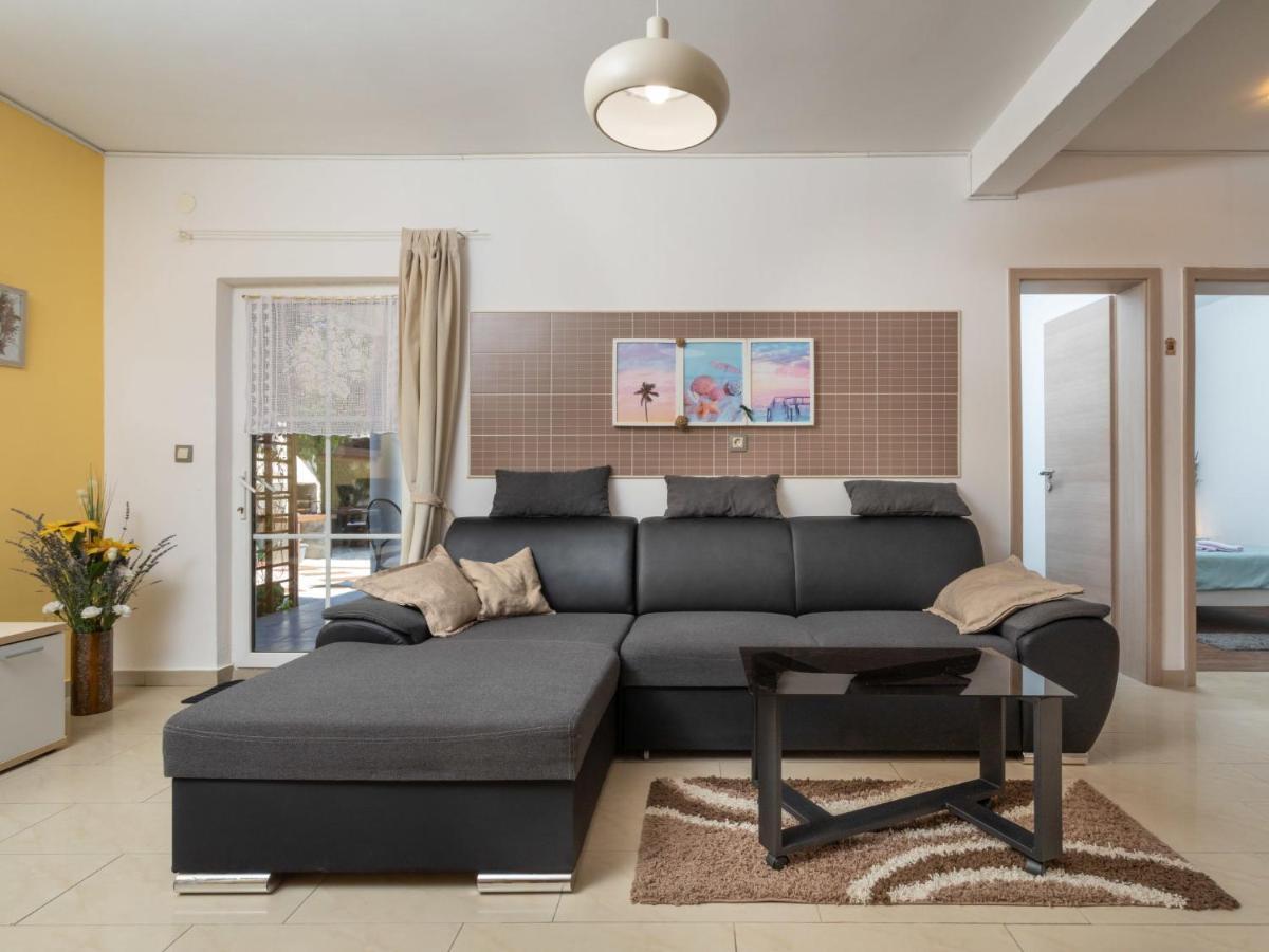 Holiday Home Mikac - Mlk136 By Interhome Dobrinj Kültér fotó