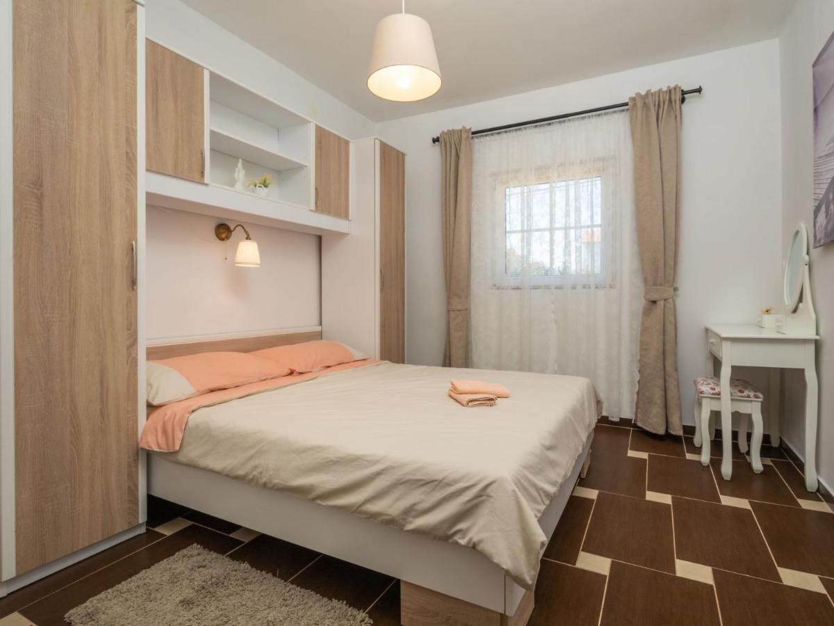 Holiday Home Mikac - Mlk136 By Interhome Dobrinj Kültér fotó