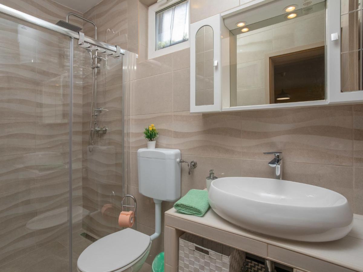 Holiday Home Mikac - Mlk136 By Interhome Dobrinj Kültér fotó