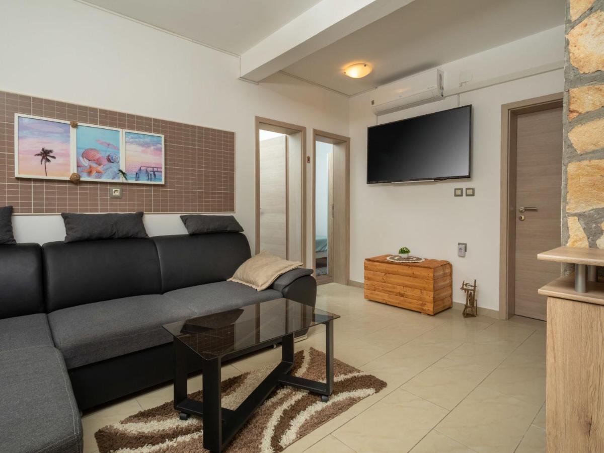 Holiday Home Mikac - Mlk136 By Interhome Dobrinj Kültér fotó